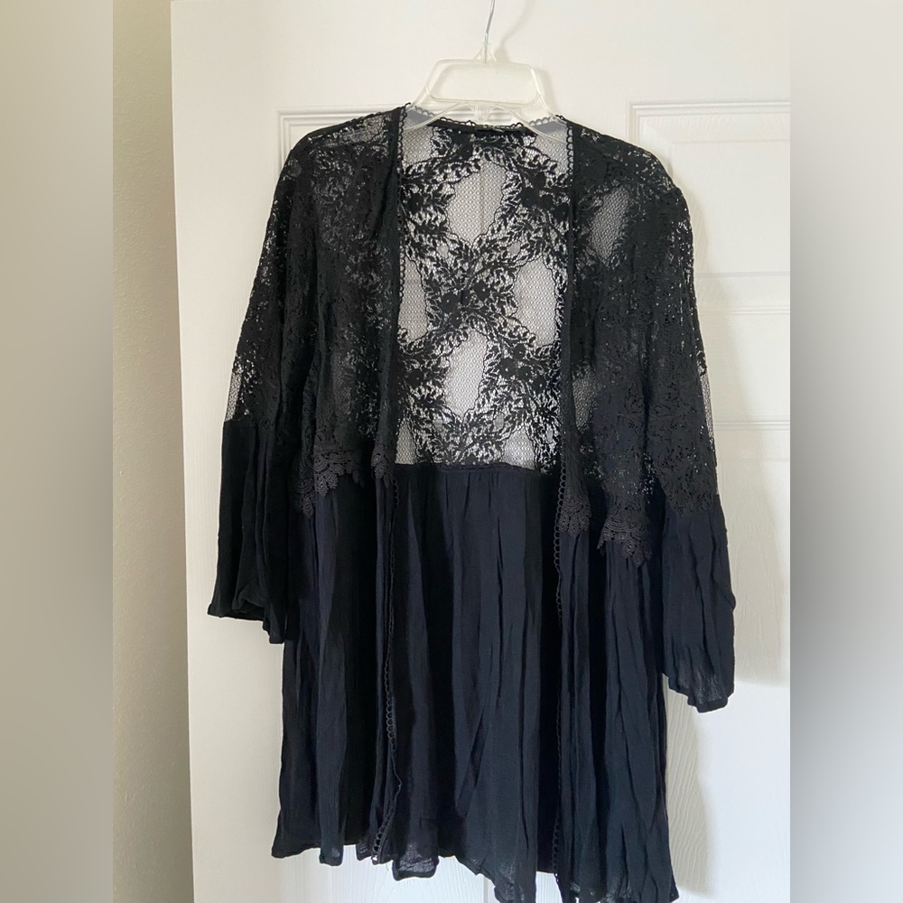 Black Lace Kimono